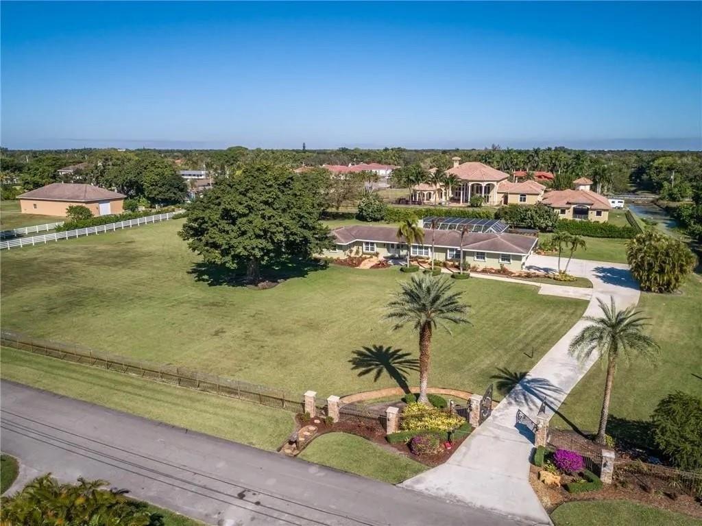 17501 SW 54th Street, Southwest Ranches FL 33331