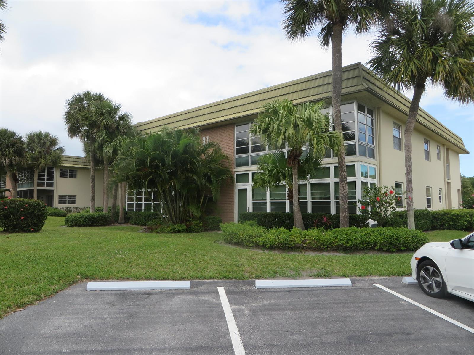 37 Vista Gardens Trail # 201, Vero Beach FL 32962