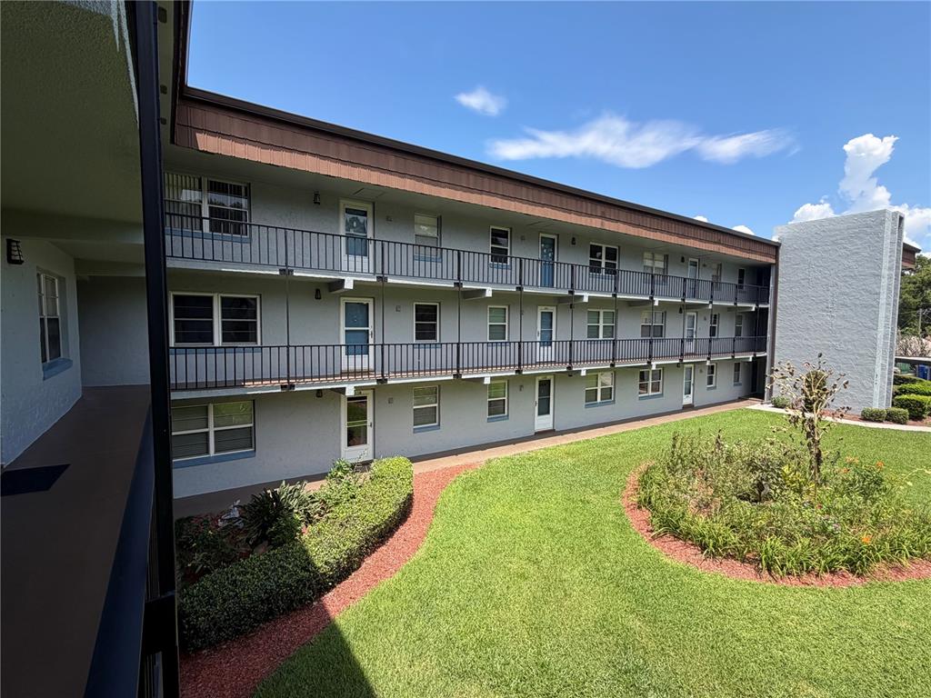 333 LAKE HOWARD DRIVE NW UNIT 211B
