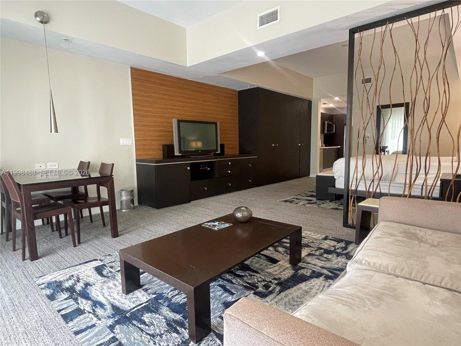 5300 NW 87th Ave # 1103, Doral FL 33178