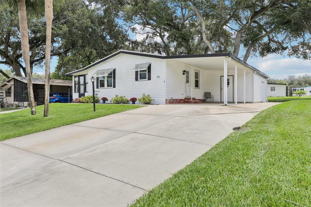 711 CAMELIA COURT