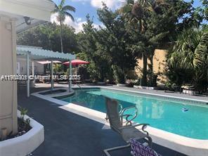 HOLLYWOOD, FL — photo 2 of 9