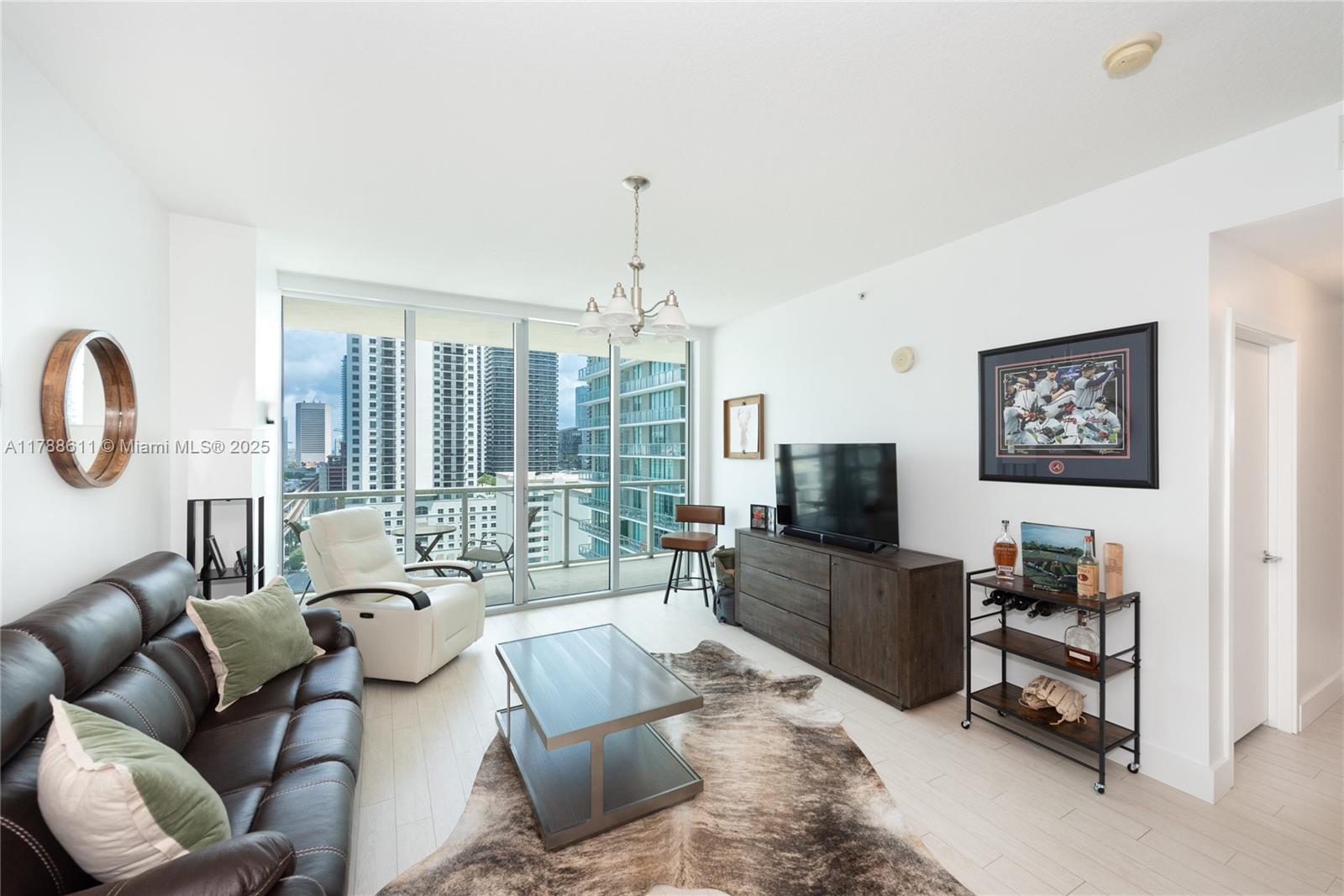 79 SW 12th St, Miami FL 33130
