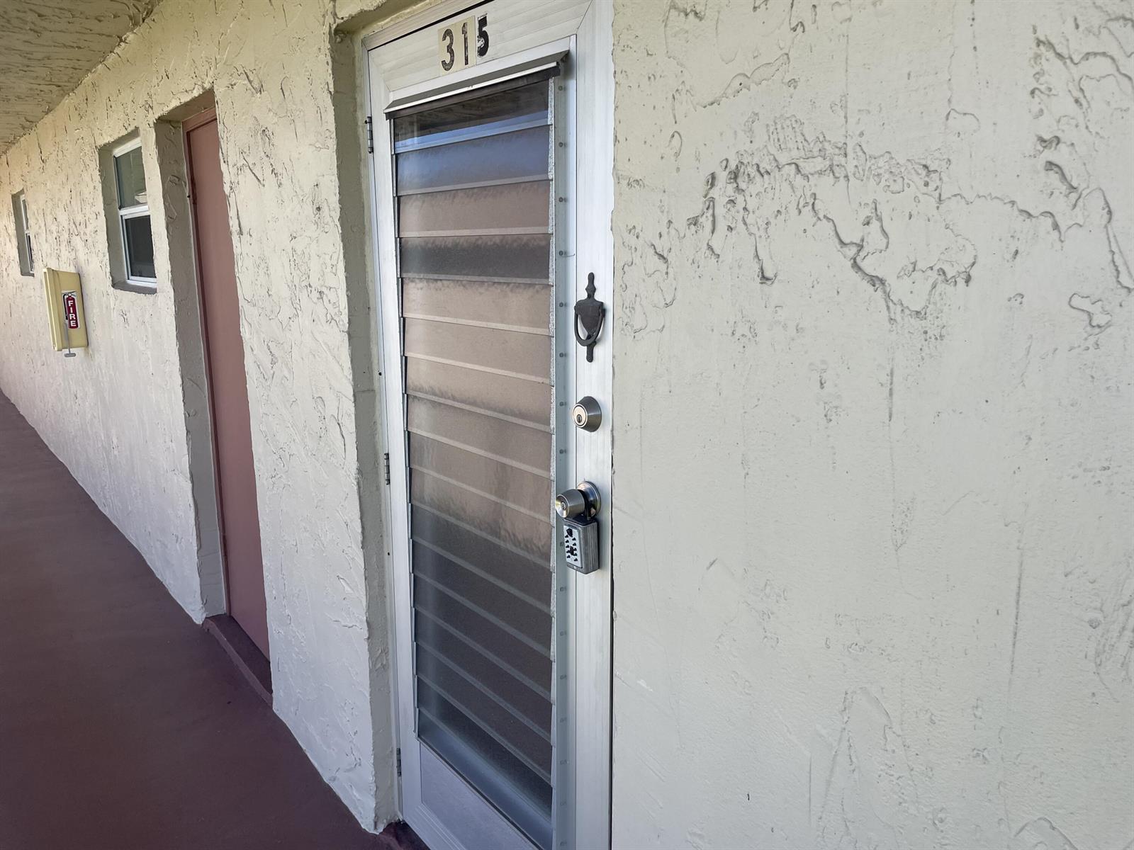 705 Lori Drive # 315, Palm Springs FL 33461