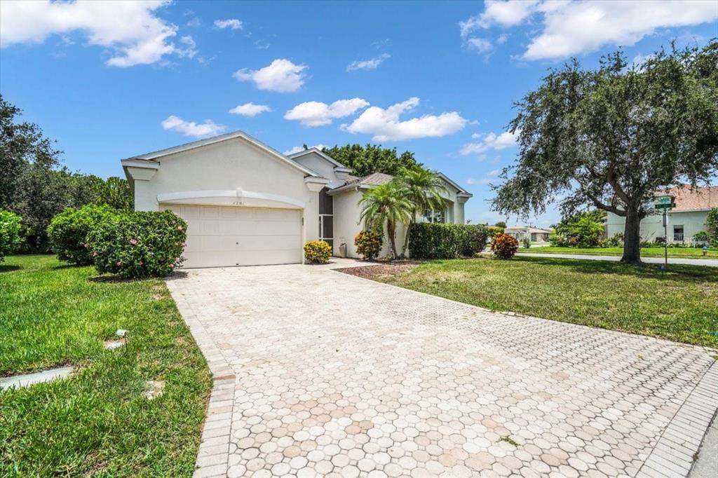 4701 50TH AVENUE W, BRADENTON, FL — photo 2 of 30