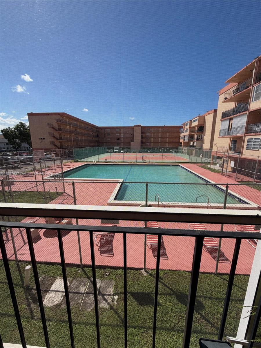 1810 W 56th St # 3121, Hialeah FL 33012