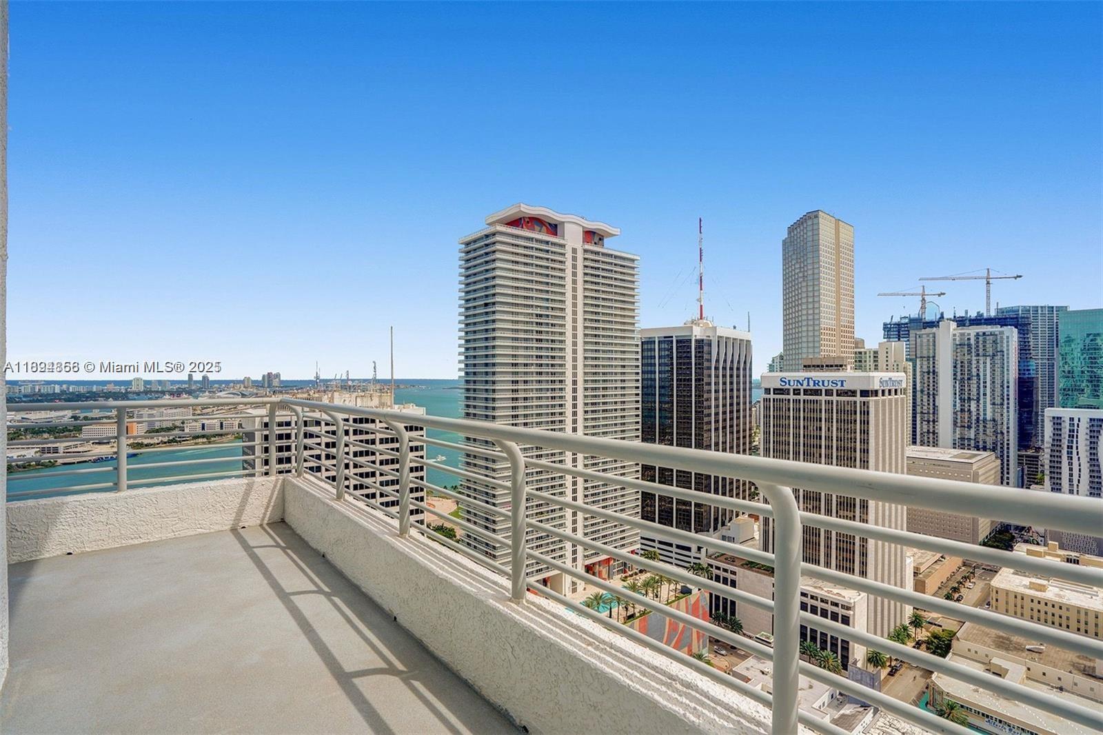 133 NE 2nd Ave, Miami FL 33132