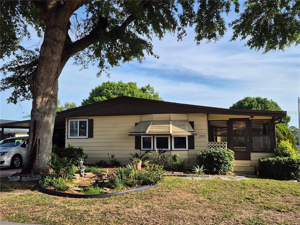 1603 FOXWAY DRIVE