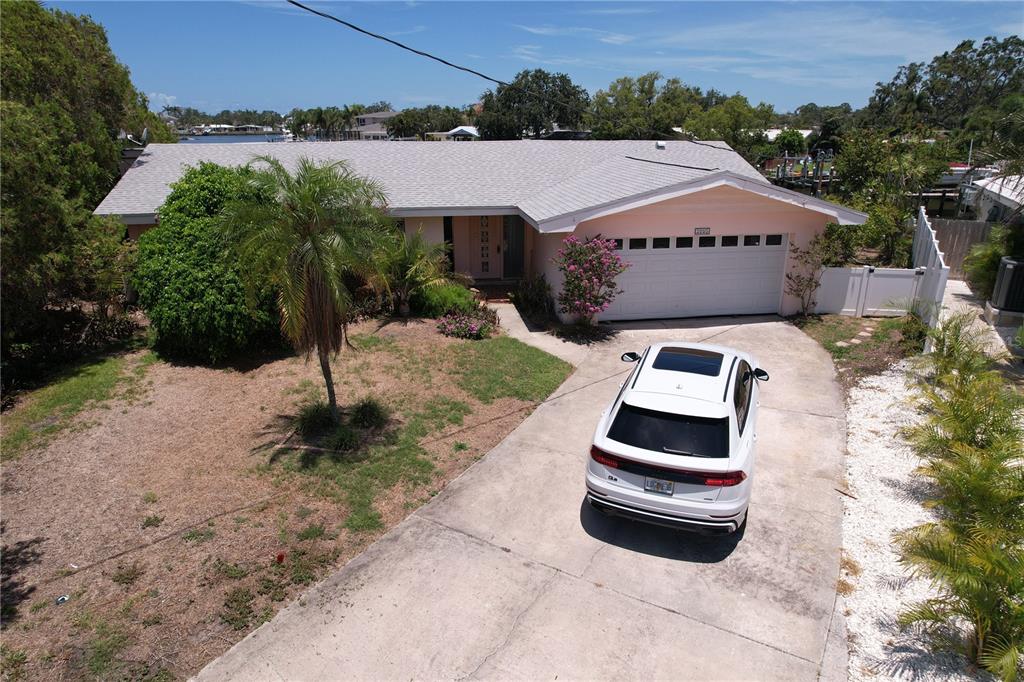 3995 SOUTH CIRCLE, LARGO, FL — photo 2 of 24