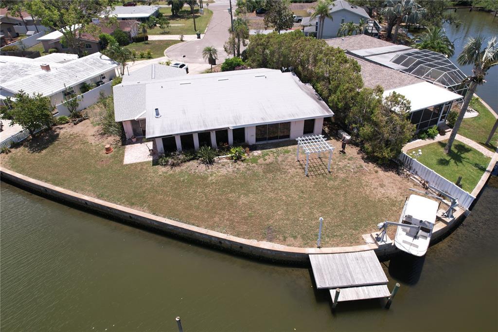 3995 SOUTH CIRCLE, LARGO, FL — photo 3 of 24