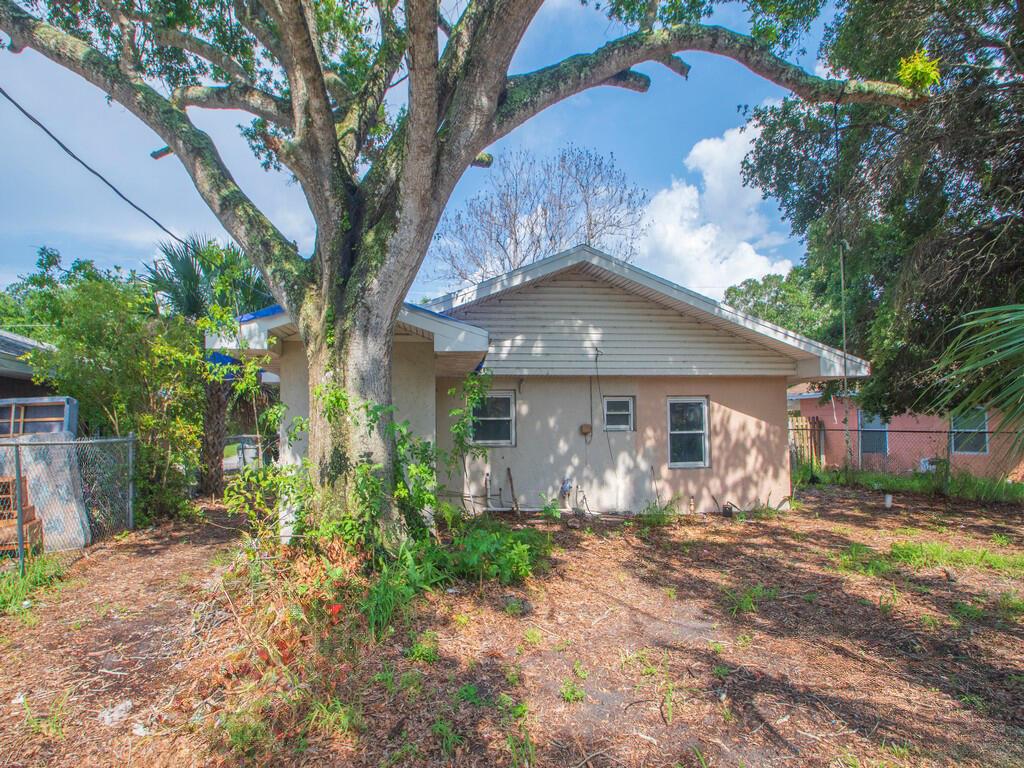 4721 28th Court, Vero Beach FL 32967