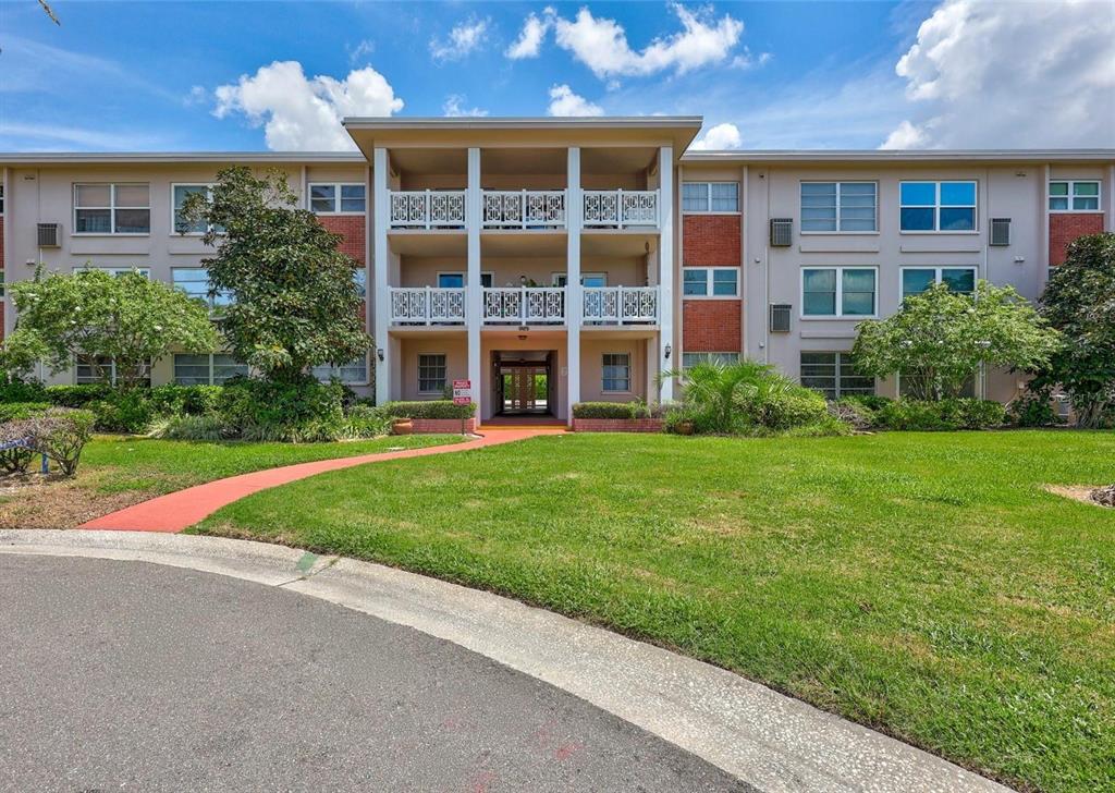 3125 36TH STREET N UNIT 208