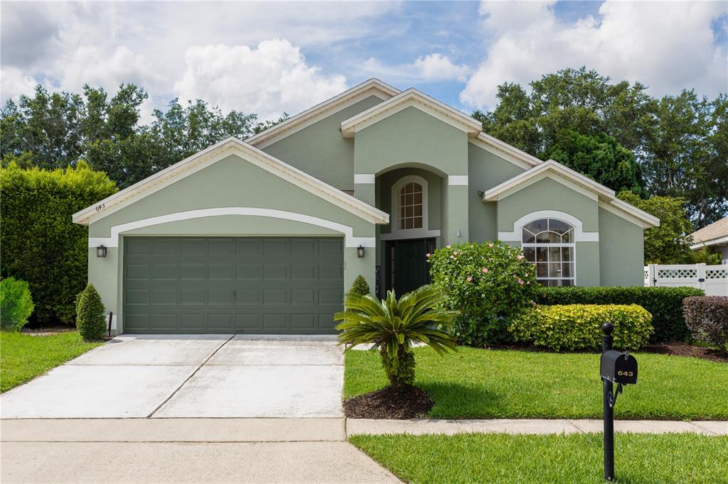 643 BLENHEIM LOOP
