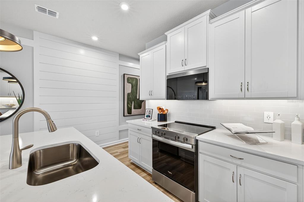 8846 GINKO RUN, PARRISH, FL — photo 5 of 25