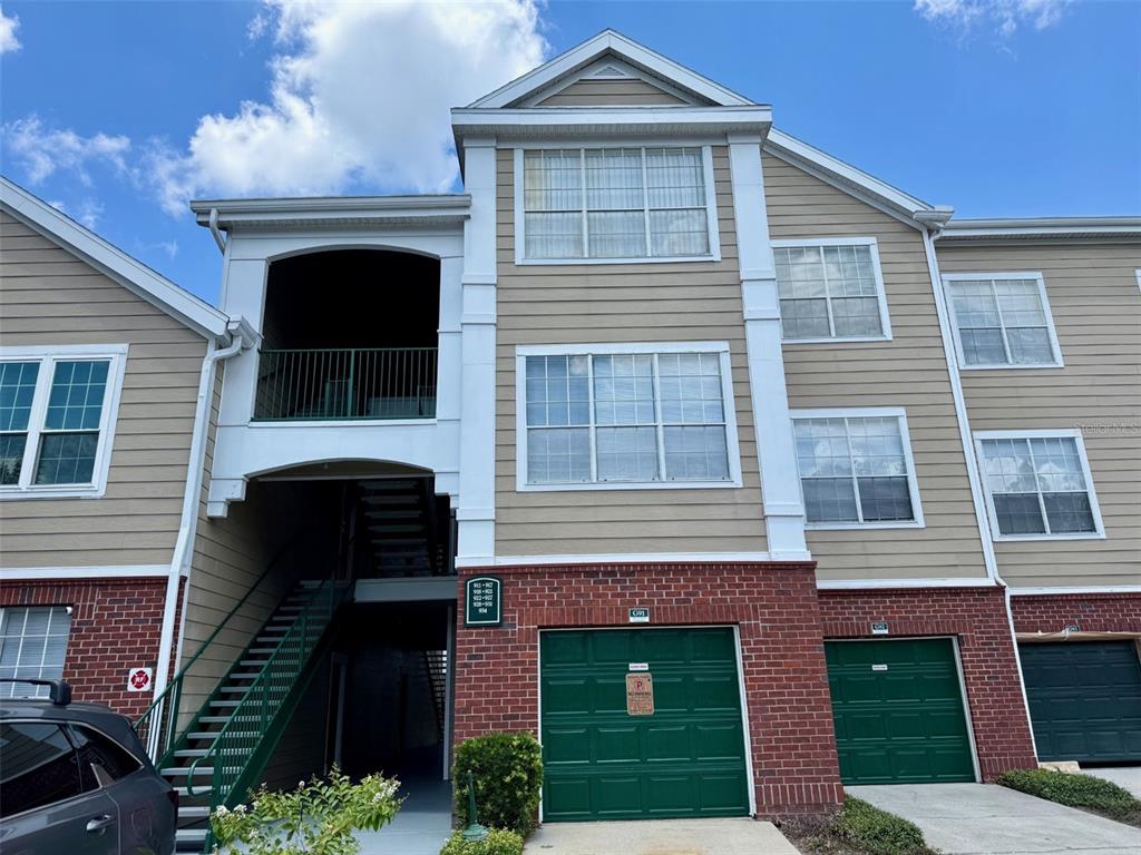 13102 MULBERRY PARK DRIVE UNIT 917