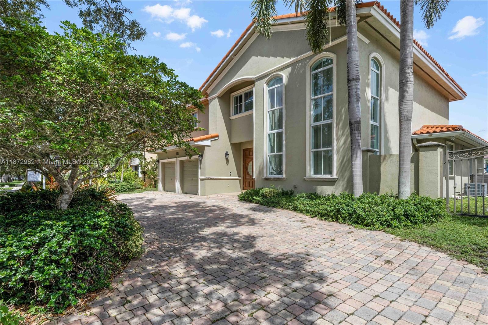 7965 NW 162nd St, Miami Lakes FL 33016