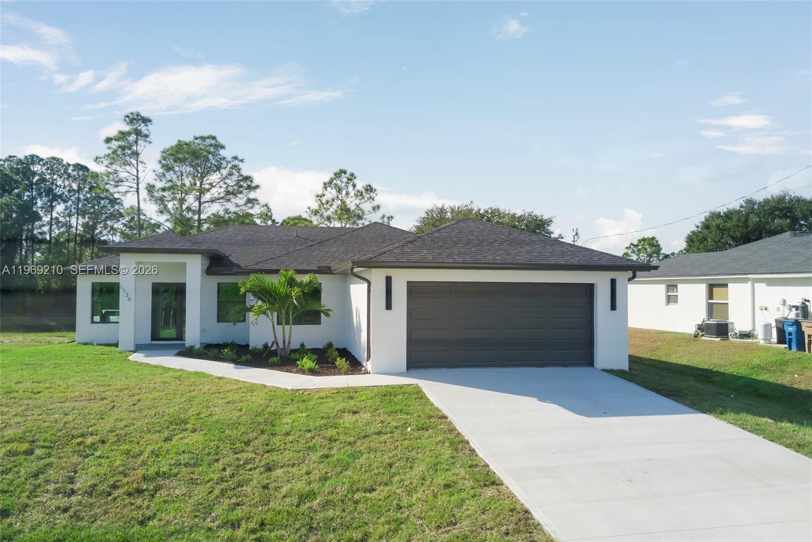 1136 Helen Ave S, Lehigh Acres FL 33974