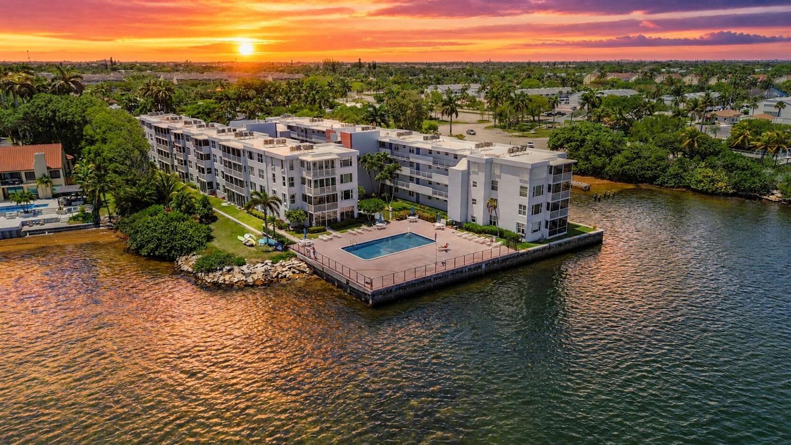 1820 New Palm Way # 308, Boynton Beach FL 33435