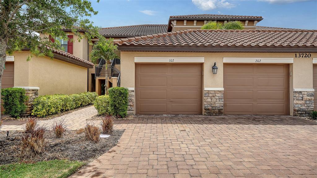 13720 MESSINA LOOP UNIT 102, BRADENTON, FL — photo 5 of 30