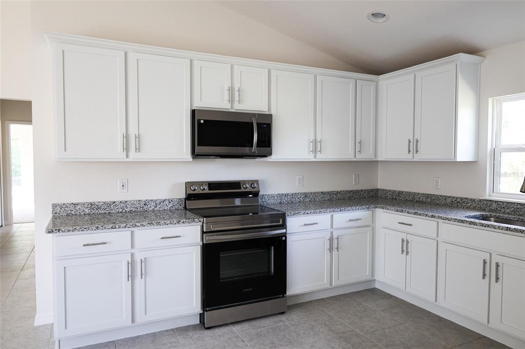 79 W CENTRAL AVENUE, WEBSTER, FL — photo 4 of 12