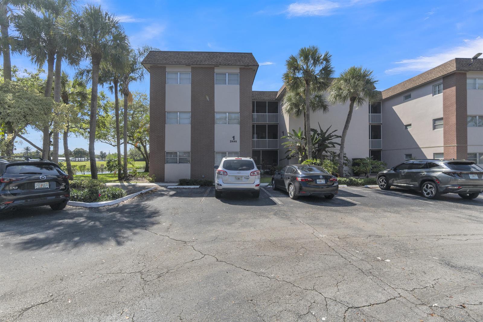 2441 SW 82nd Avenue Unit 301, Davie FL 33324