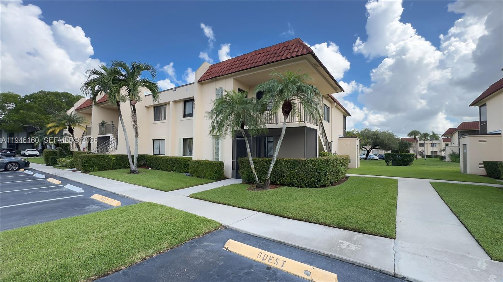 16461 Blatt Blvd # 104, Weston FL 33326