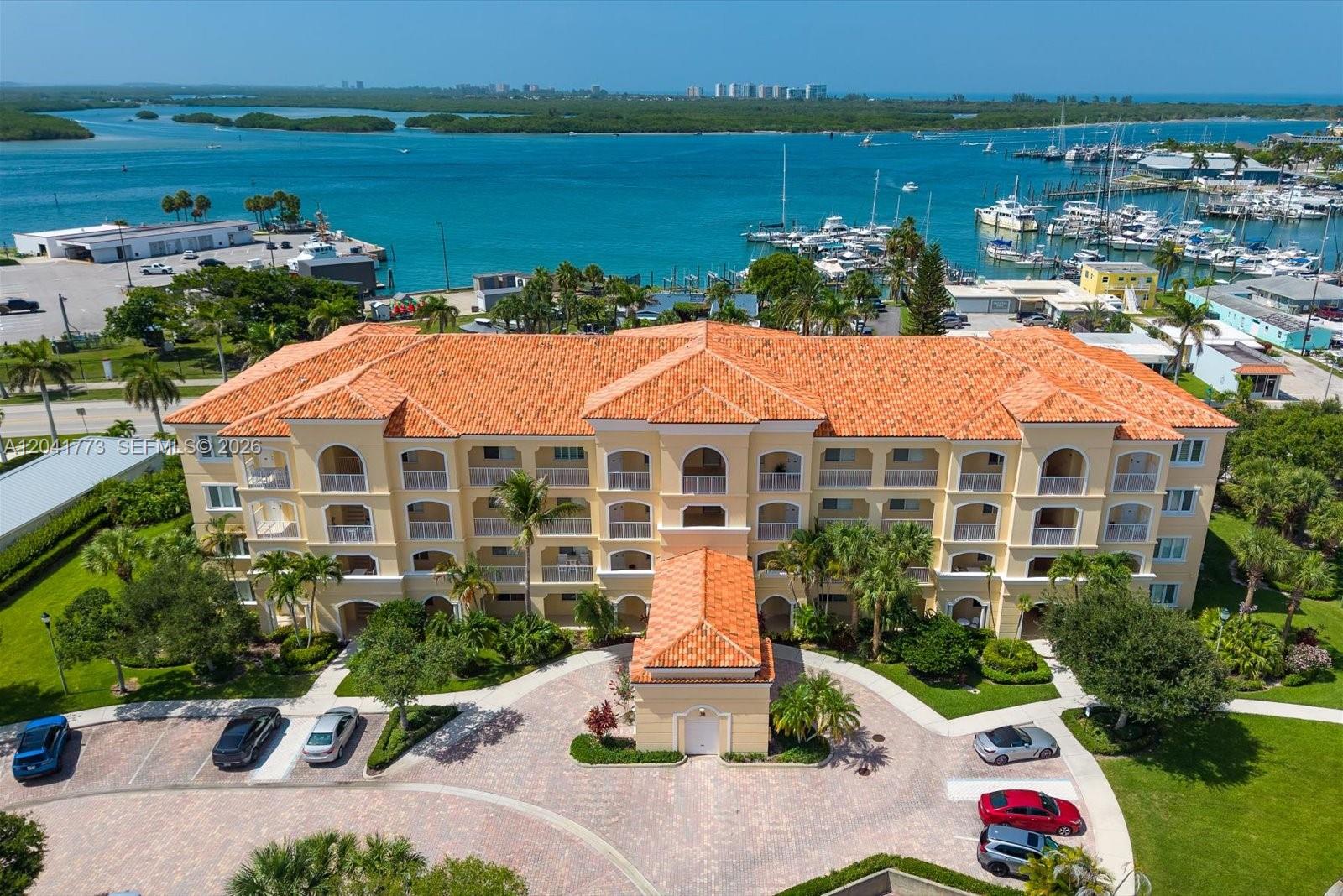 38 E Harbour Isle Dr E # 104, Fort Pierce FL 34949