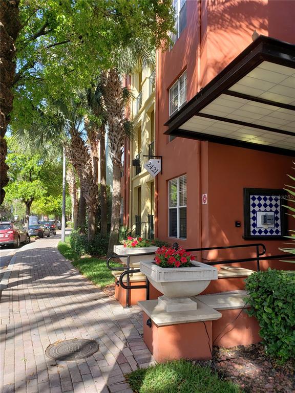 402 S ARMENIA AVENUE UNIT 114