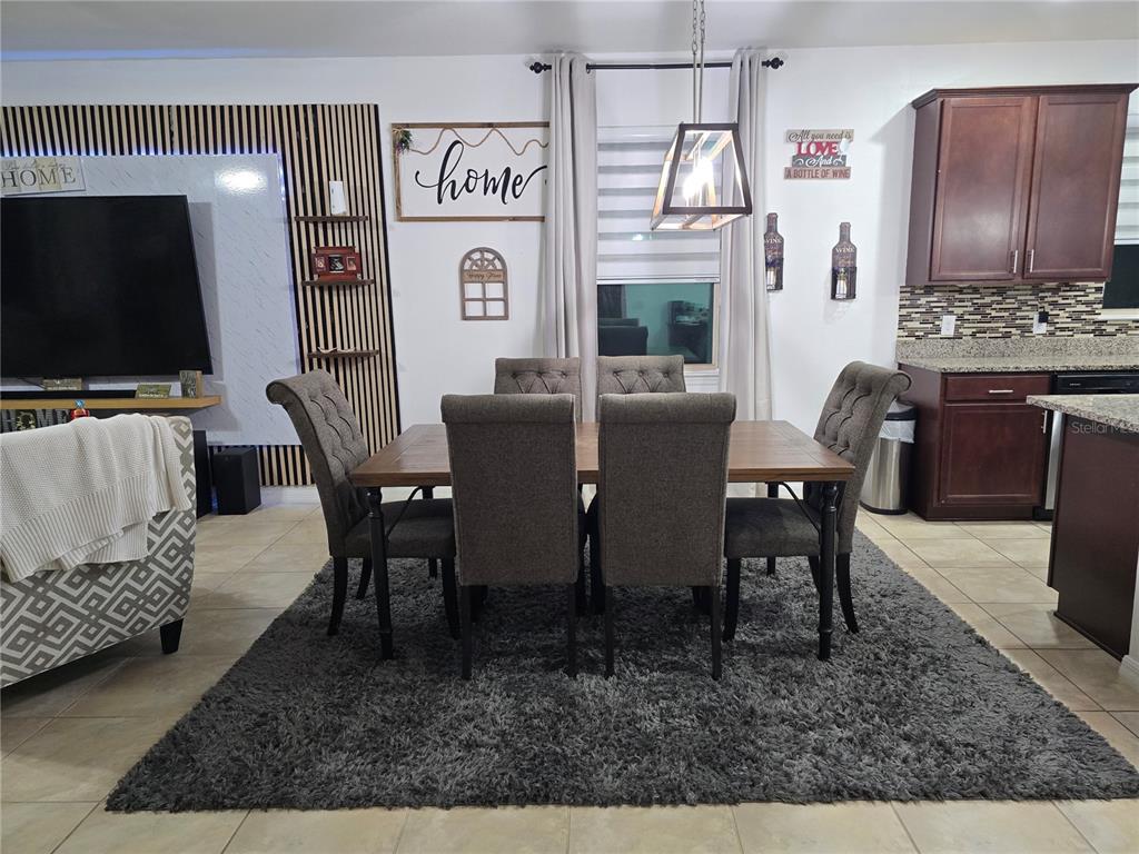 2732 E LAKE POINTE DRIVE, KISSIMMEE, FL — photo 3 of 30
