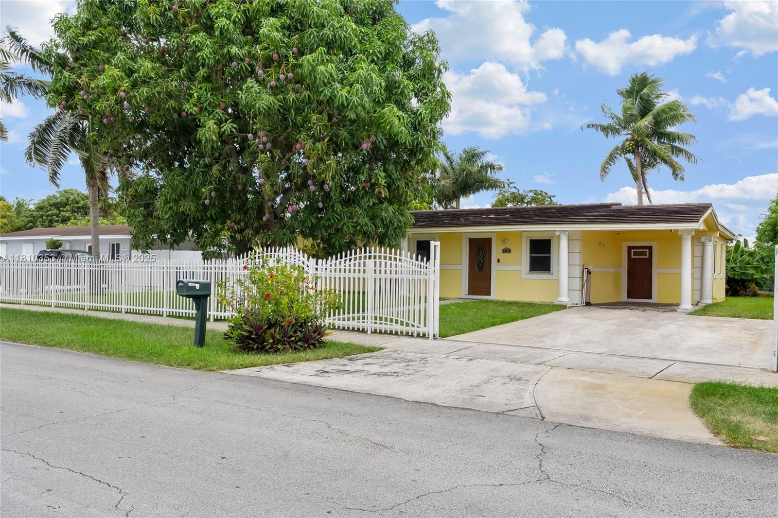 19674 NW 49th Ct, Opa-Locka FL 33055