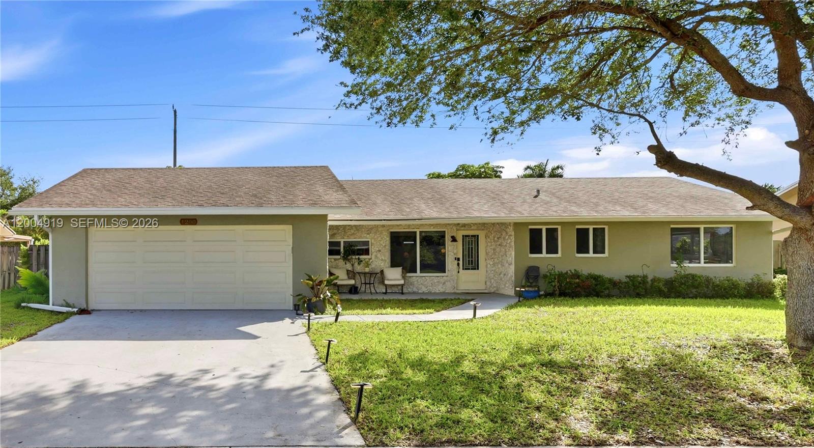 1200 Rowayton Circle, Wellington FL 33414