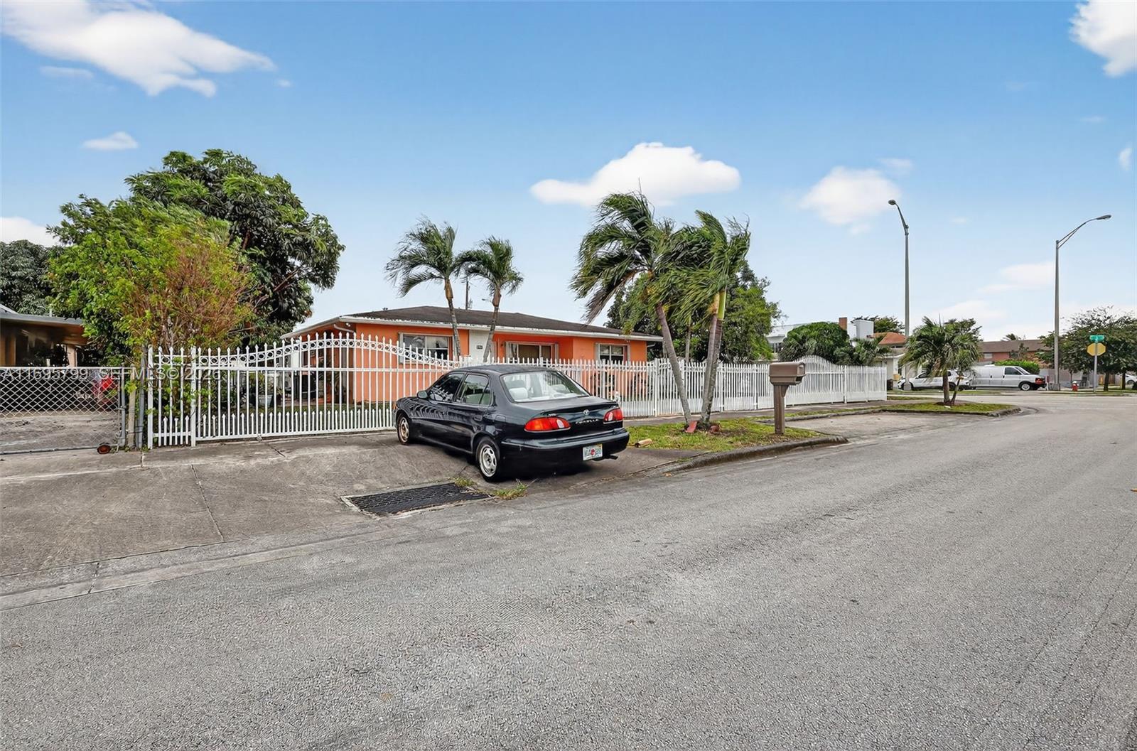 500 E 30th St, Hialeah FL 33013, HIALEAH, FL — photo 4 of 30