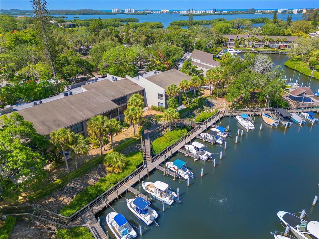 1621 BOATHOUSE CIRCLE UNIT 125