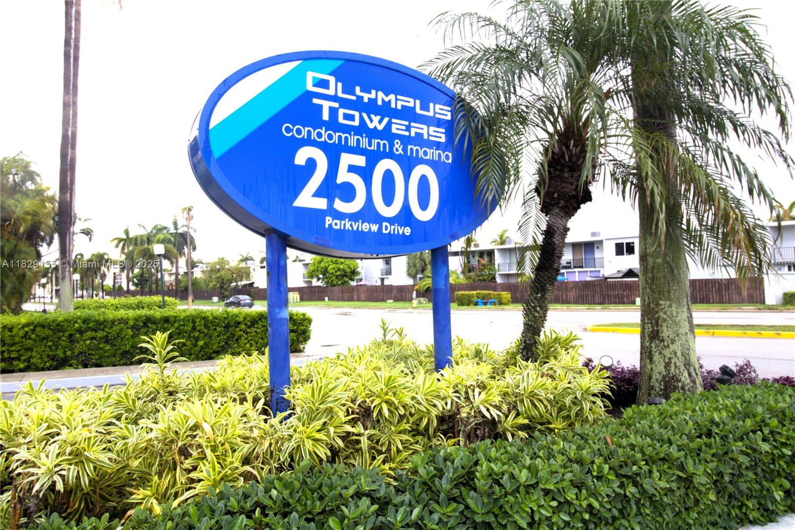 2500 Parkview Dr # 312, Hallandale Beach FL 33009