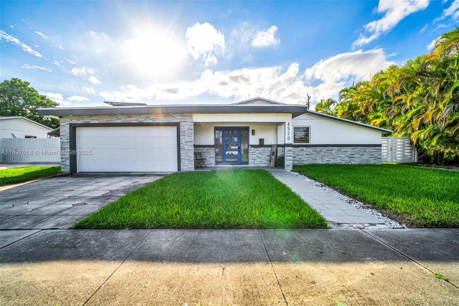 6520 SW 109th Ct, Miami FL 33173