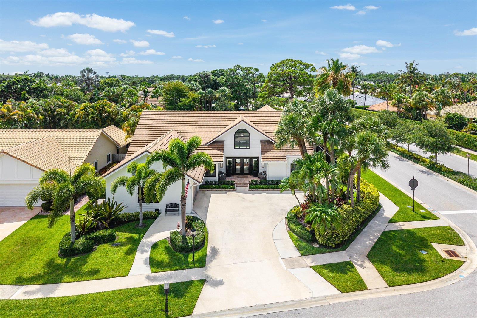 2707 Biarritz Drive, Palm Beach Gardens FL 33410