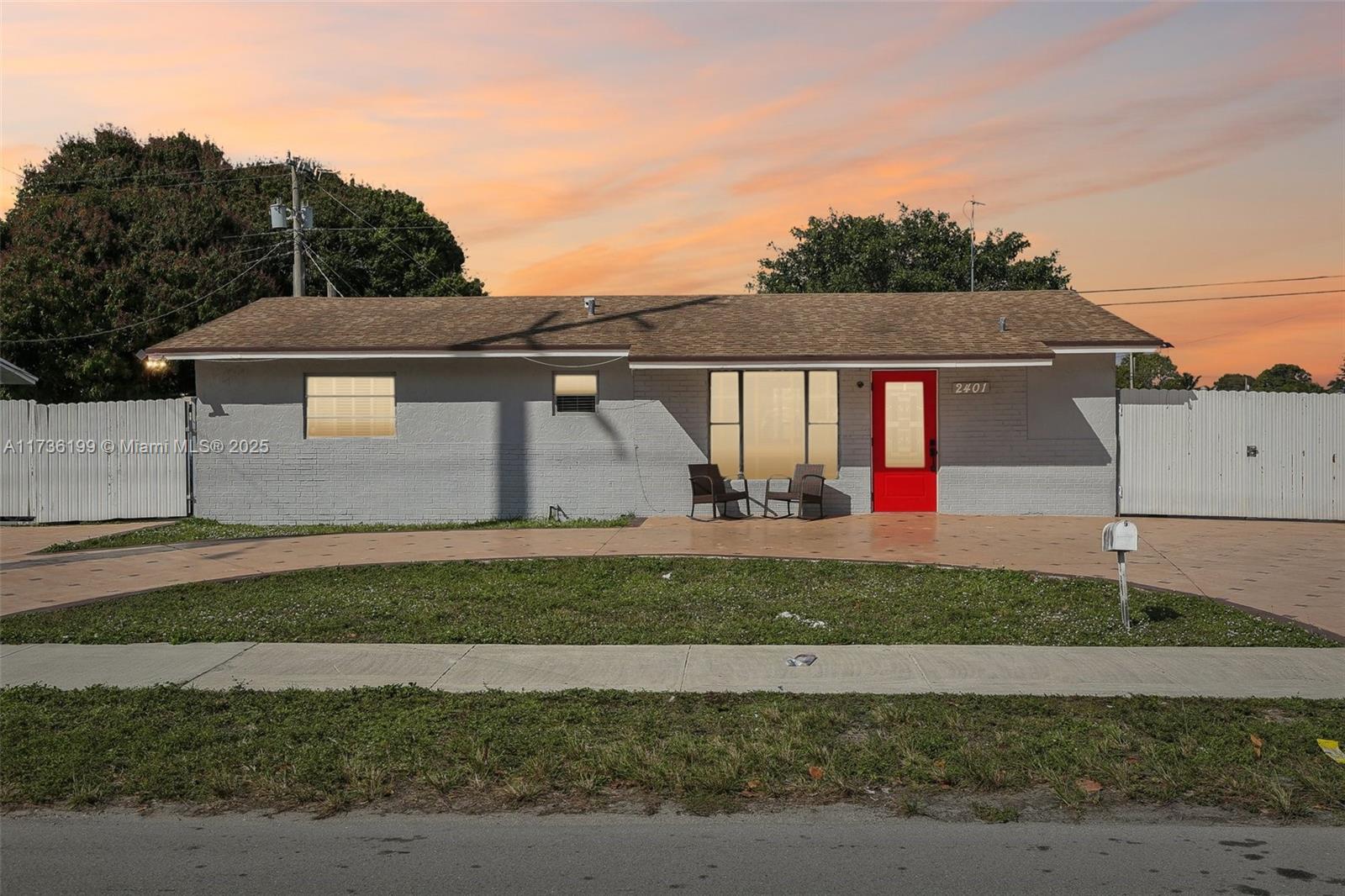 2401 NW 179th St, Miami Gardens FL 33056