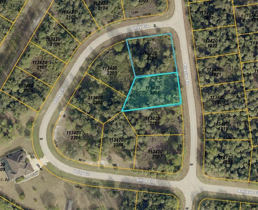 This is a map showing two highlighted adjacent land parcels located at a road intersection — 4 / 5 PILGRIM ROAD, NORTH PORT, FL