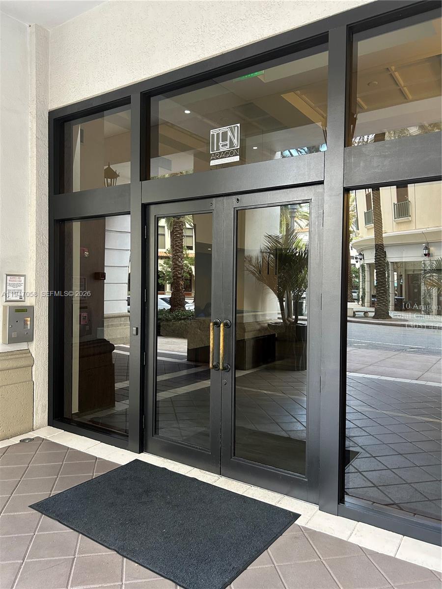 10 Aragon Ave # 814, Coral Gables FL 33134