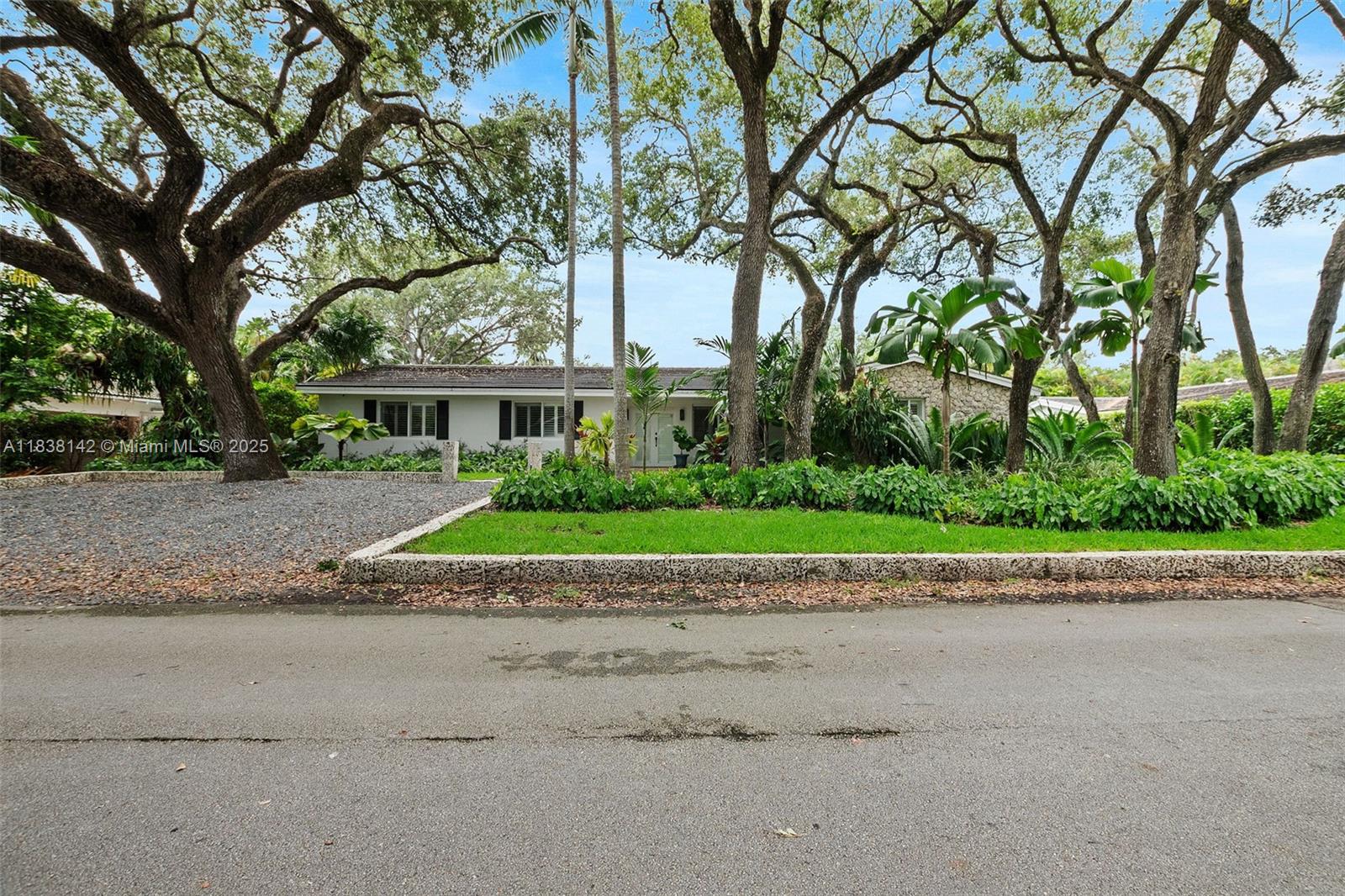 7830 SW 51st Ave, Miami FL 33143