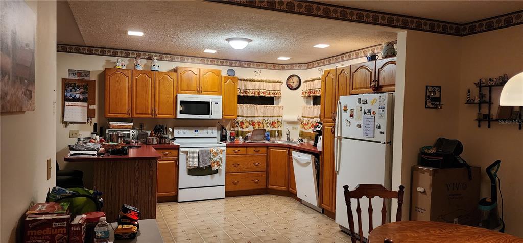 1190 S GOODMAN ROAD, CHAMPIONS GATE, FL — photo 4 of 13