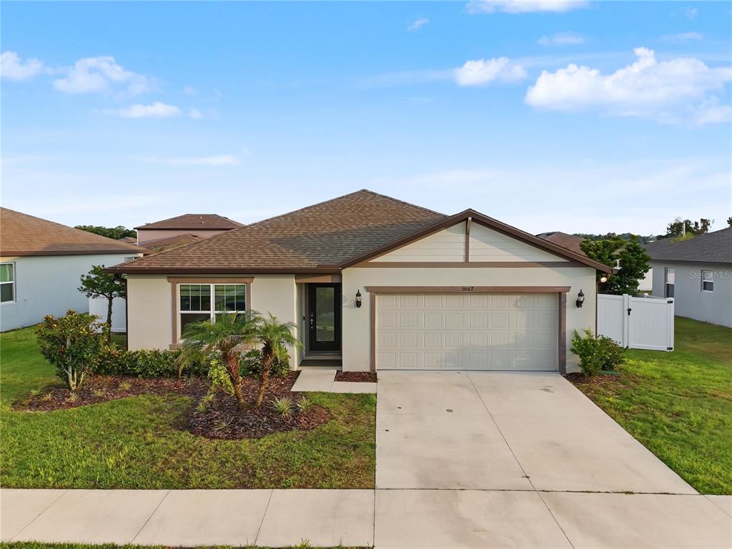 1067 MICHELANGELO LANE