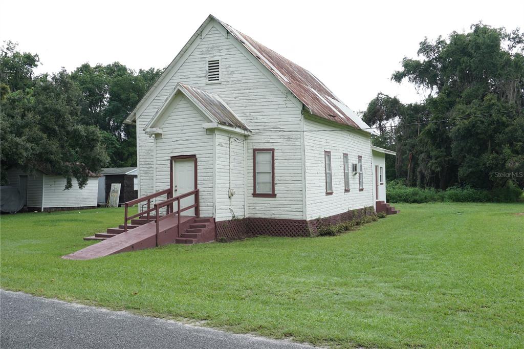 12701 NW 38TH AVENUE, REDDICK, FL — photo 2 of 22