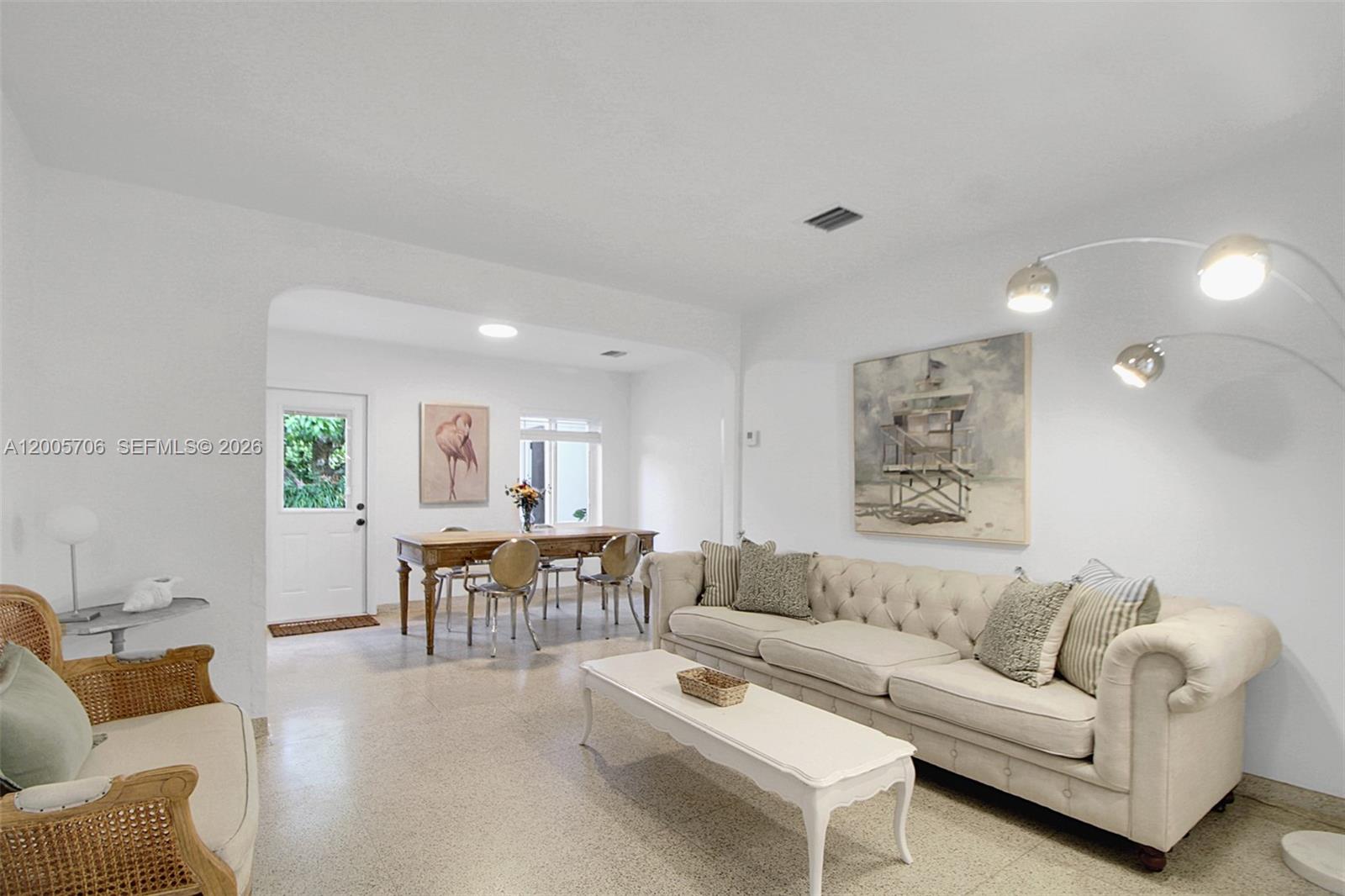 231 NE 43rd St, Miami FL 33137