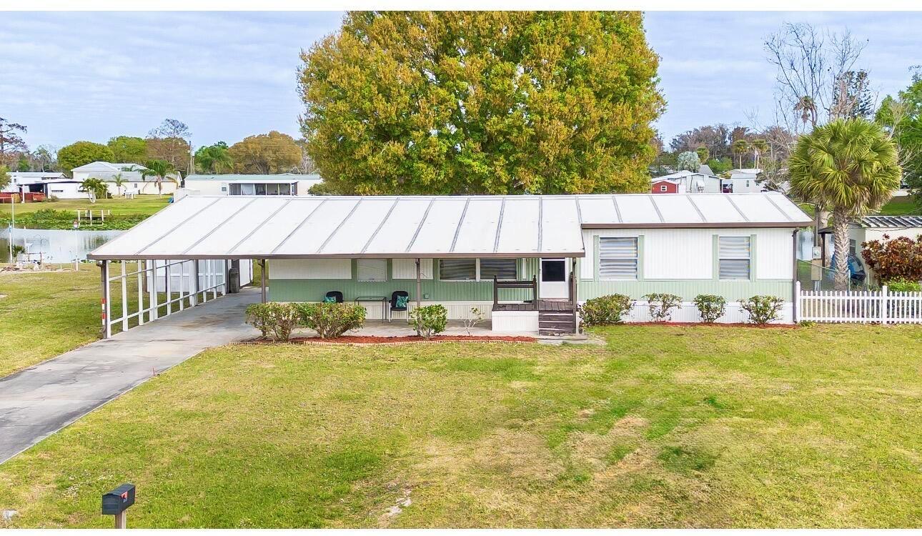 2027 SE 27th Street, Okeechobee FL 34974