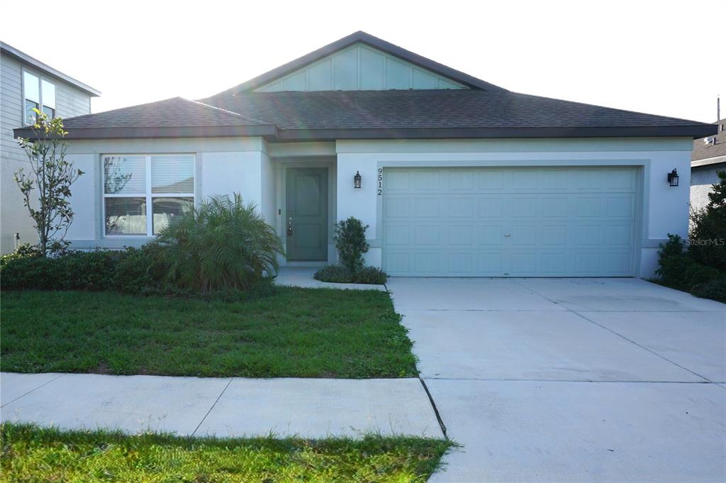 9512 SUMMERS CAY CIRCLE