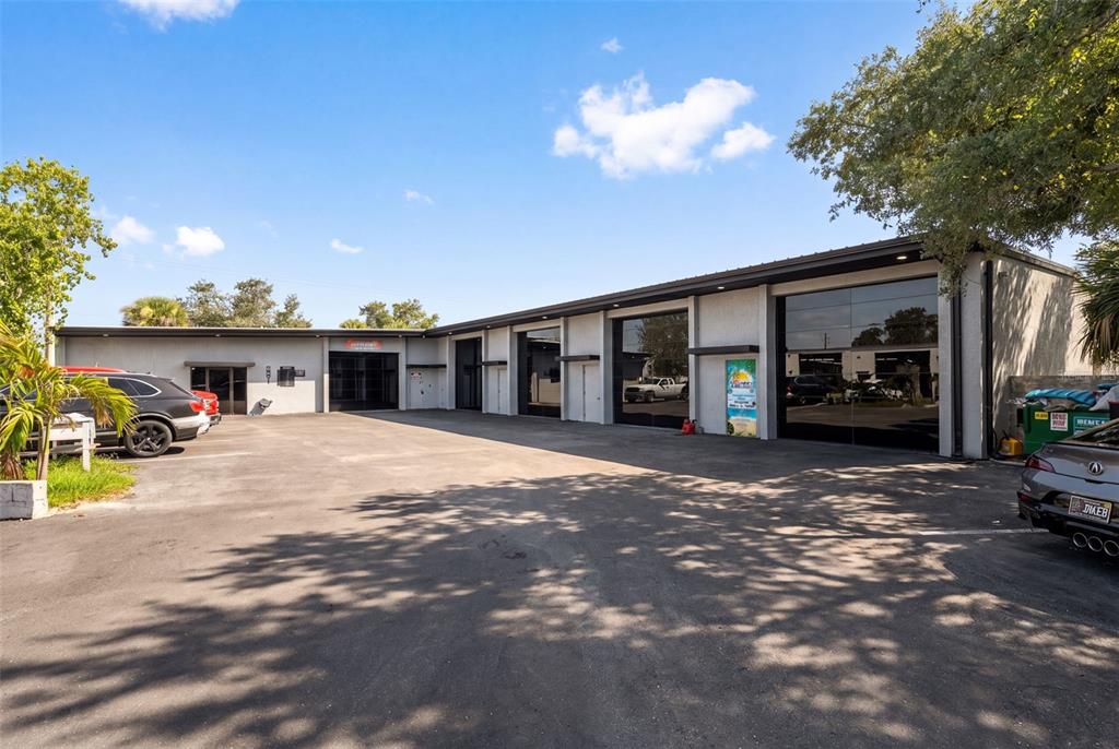 501 INTERSTATE COURT