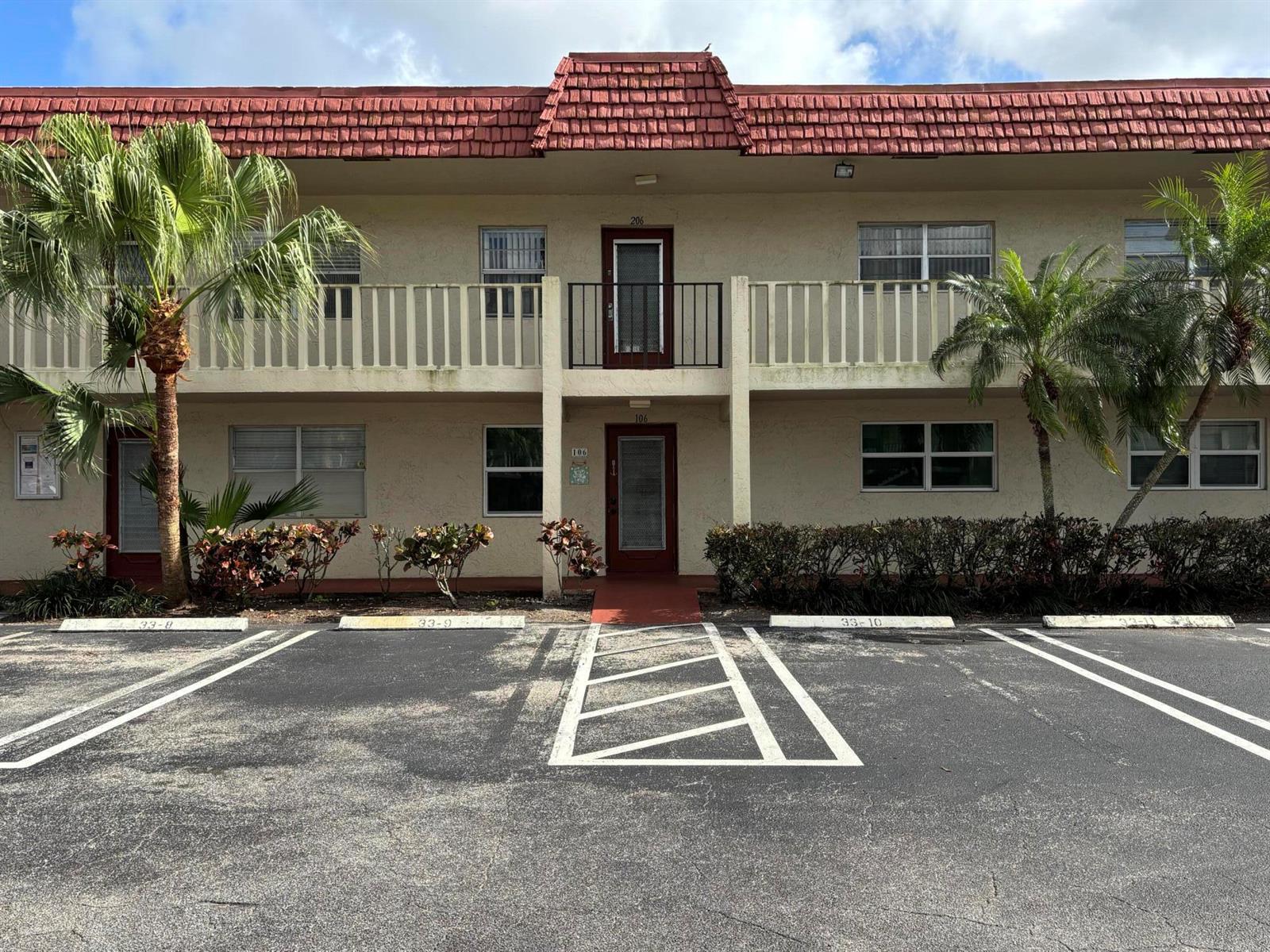 33 Abbey Lane # 106, Delray Beach FL 33446