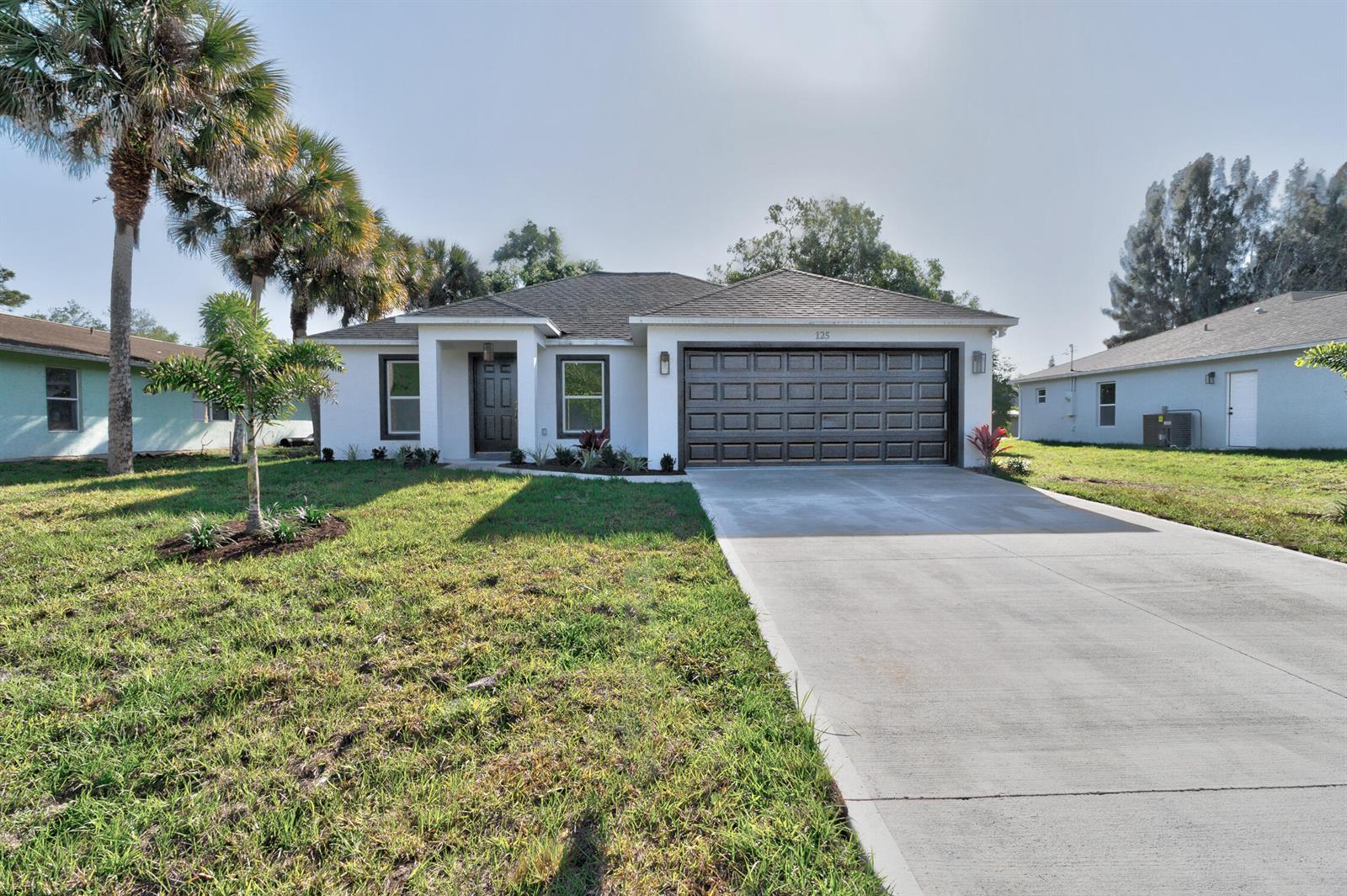 50 S Willow Street, Fellsmere FL 32948