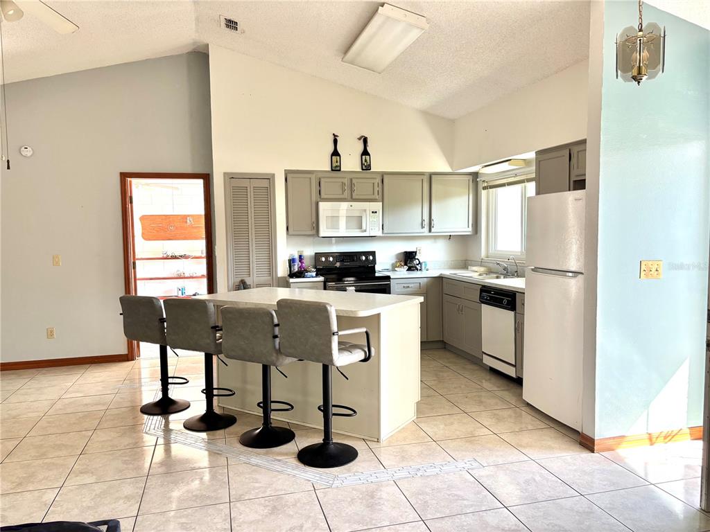 1406 CORONET DRIVE, DELTONA, FL — photo 5 of 19
